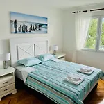 Sea Star Apartment