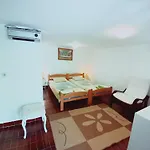 Zagradge In Apartments