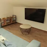 Venima Luxury Seaview Pine Apartment