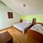 Twix Apartments Petrovac