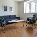 Forrest Road Residence