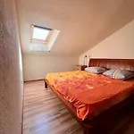 Apartment Marron Matou Budva