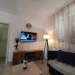 Apartman Sutomore