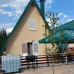 Vikendica Pine