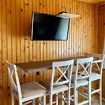Kosta'S Apartments
