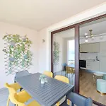 Pearl Shell Apartments