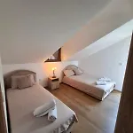 Lena