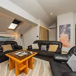 Luigi Apartment