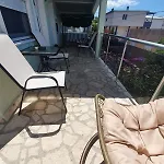 Apartment In Dobra Voda