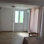 Apartmani Isabela Sa Vrtom