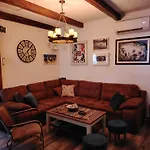 Etno House Happy Village