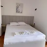 Apartments Cobaj