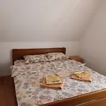 Rent A House - 