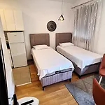 Lijepo Pozicioniran Stan, Atrakcije Blizu