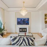 Vissi D'Arte Serviced Apartments