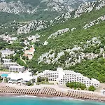 Pearl Beach Resort - Hills & Villas