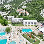 Pearl Beach Resort - Hills & Villas
