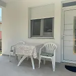 Dalupada Apartments