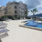 Bella Vista Peace