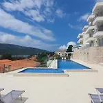 Bella Vista Peace