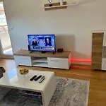 Central Point Udoban Stan U Elitnom Dijelu Podgorice