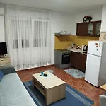 Daydream Apartment In Podgorica