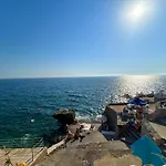 Seastone Apartments