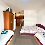 Apartments Albin