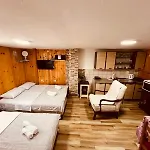 Durmitor Apartman Pitomine Sa Saunom