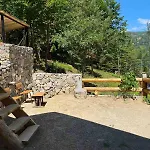 Cottage Under The Tresnjevik