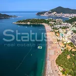 Status-M Apartments 99