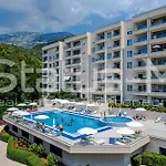 Status-M Apartments 126