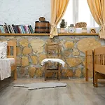 Old House Kontic