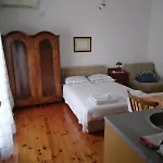 Apartments Markovic Sutomore