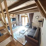 Holiday Homes Durmitor Idyll