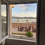 Apartmani Tivat Na Obali Mora