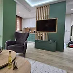 Olive Lux Apartment With Parking