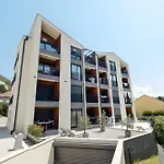 Fides Stylish Apartments Tivat With Pool