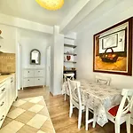 Marinero Apartments