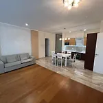 Luxrealadriarafailovici