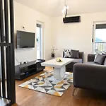 Apart Shine 29