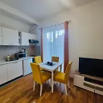 Apartment Dora