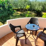 Lula Apartments