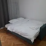 Apartman Autobuska
