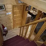 Cottage Walnut