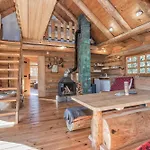Nadgora Skyhouse