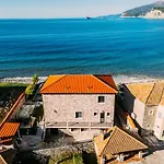 Villa Seaside Shore
