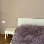 Central Victoria Apartment