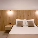 El Mar Hotel