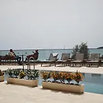 Invictus Hotel